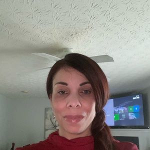 Meet your Posher, Niscaury